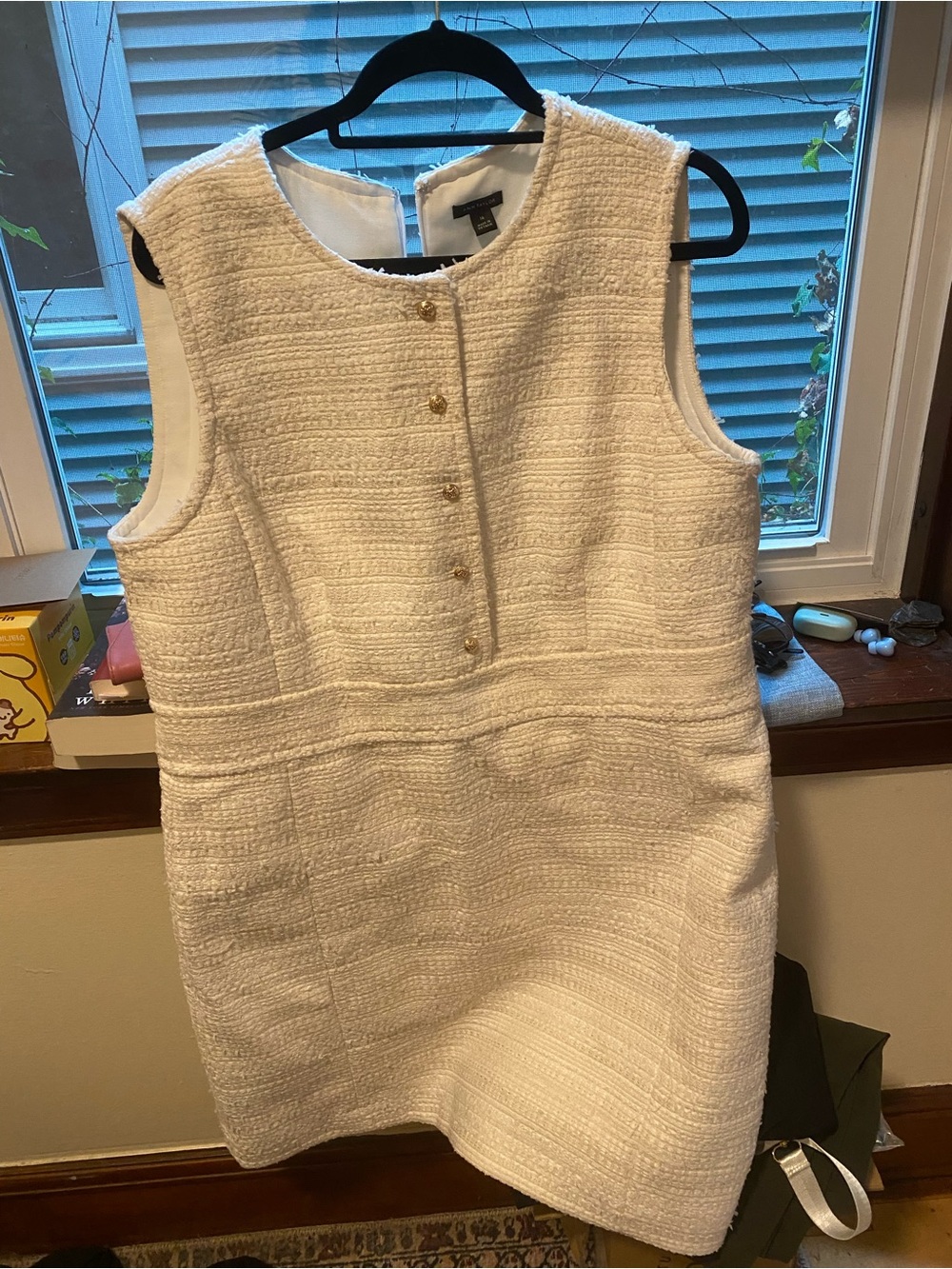 Ann Taylor Cream Sleeveless Tweed Shift Dress with Gold Buttons